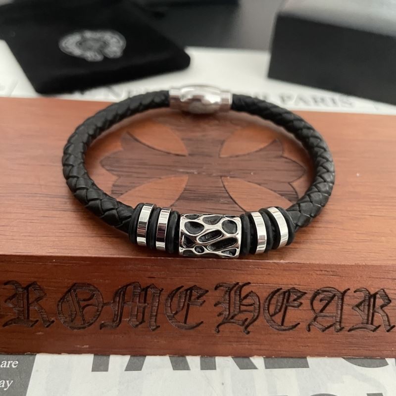 Ch**me He**ts bracelets
